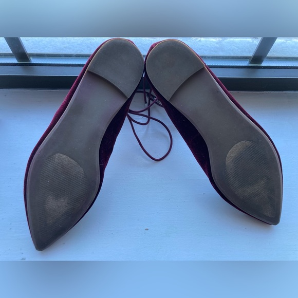 Steve Madden Lecrew burgundy Velvet Lace up flats in size 7.5. Like new! - Picture 5 of 14